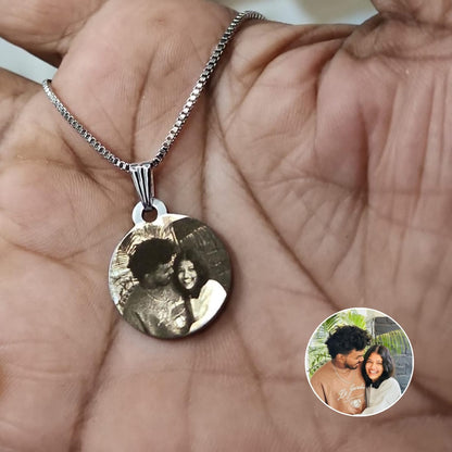 Personalized Photo Engraving Necklace - Round Shape