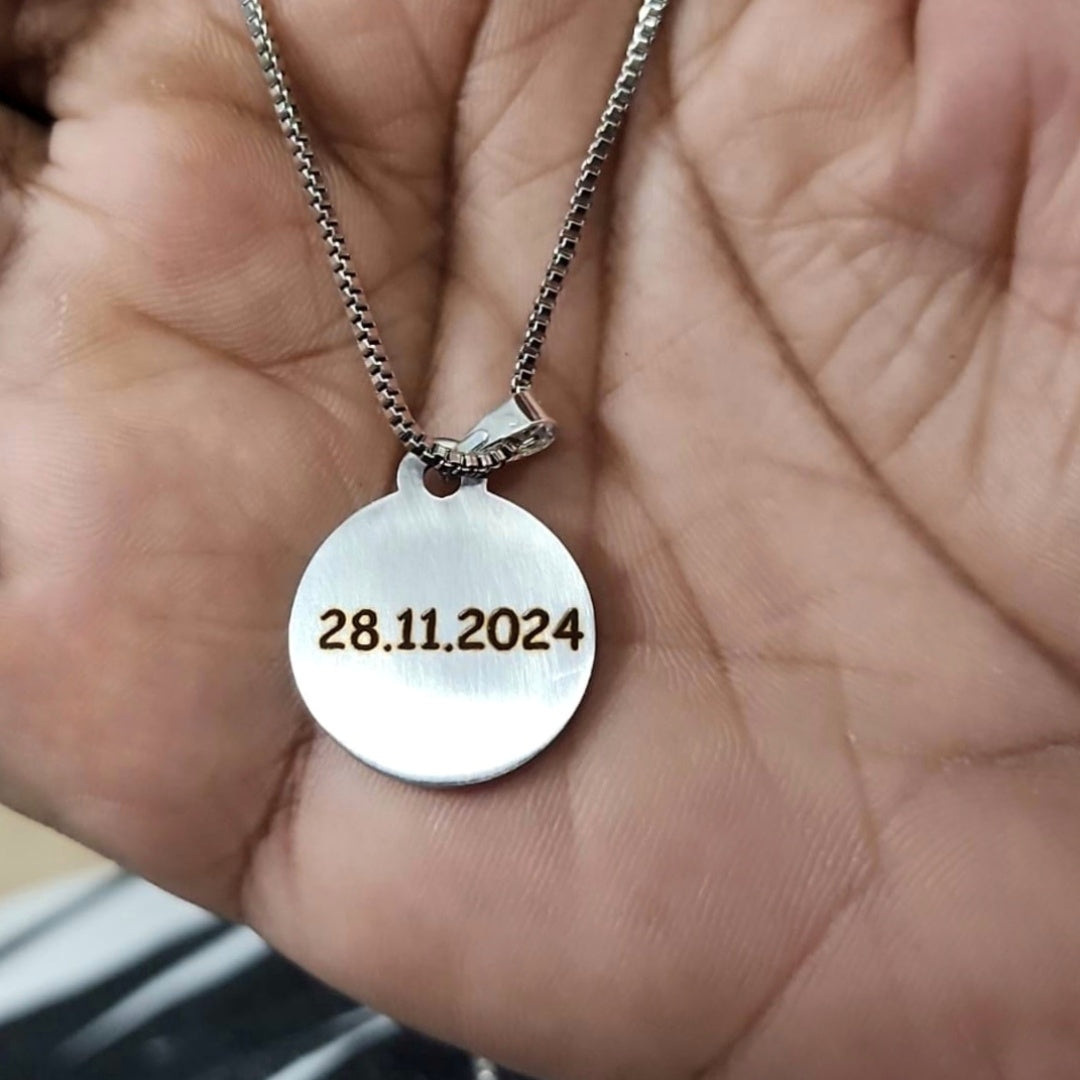 Personalized Photo Engraving Necklace - Round Shape