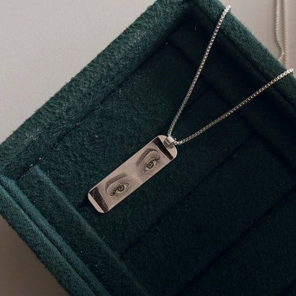Personalized Eye Sketch Engraving Necklace - Silver Colour